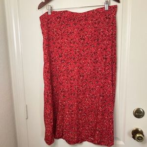 Midi red floral print skirt